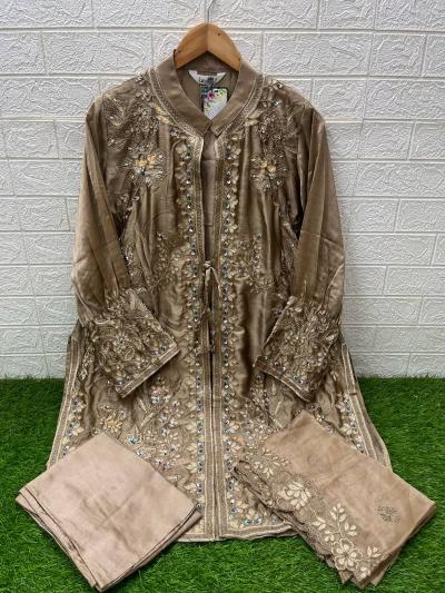 Laxuria Trendz 1520 Catalog wholesale pakistani suits in kashmir