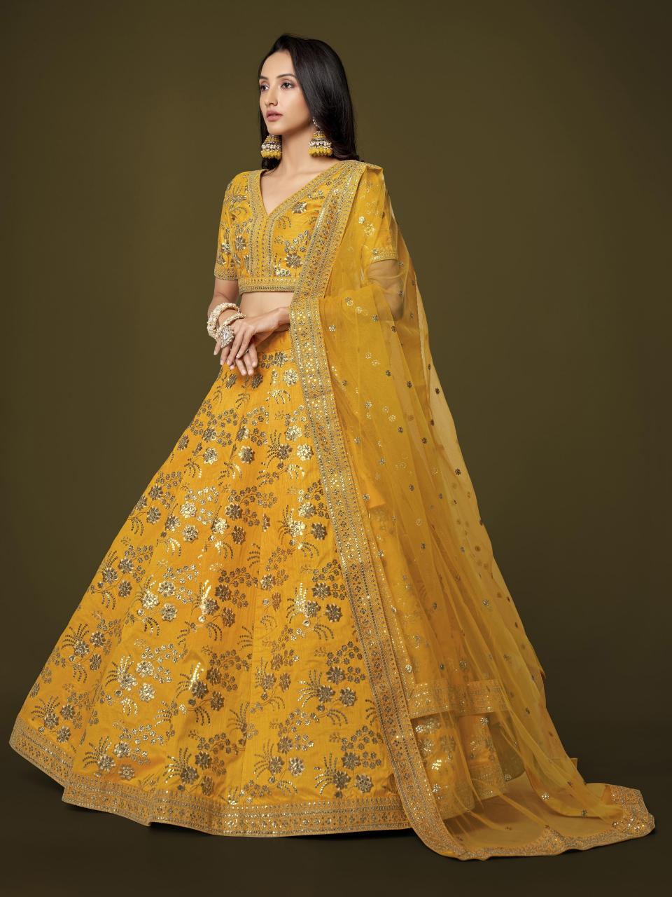 Sabella 7710 catalog surat wholesale online lehenga