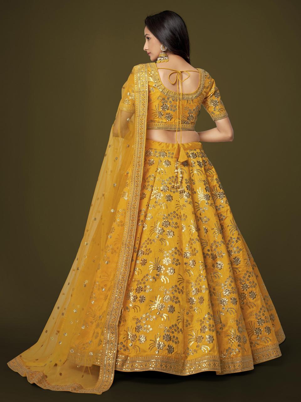 Sabella 7710 catalog surat wholesale online lehenga