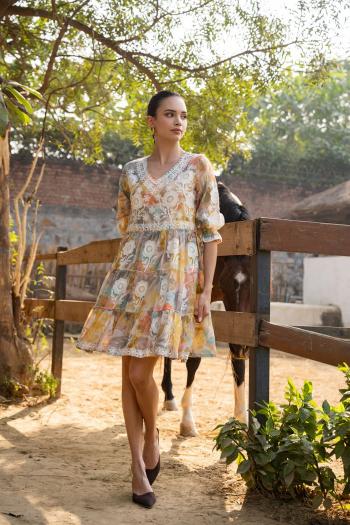Sabella Tanyaa P 171 catalog Lakhnavi western top