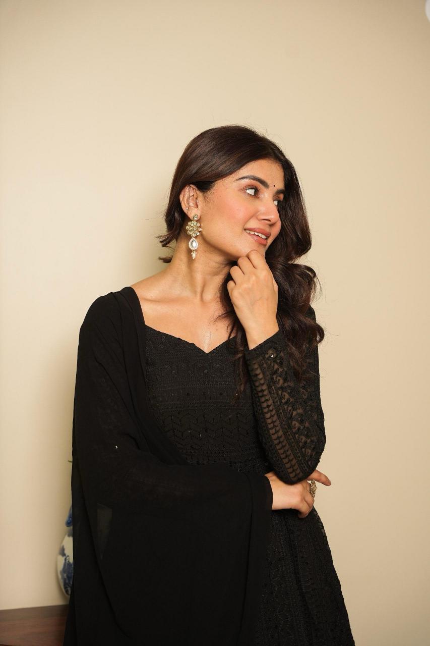 Felocity BAN111 catalog lucknowi kurti online india
