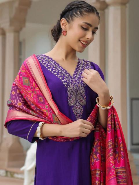 Felocity Sindoor catalog kurti manufacturing industry in jaipur