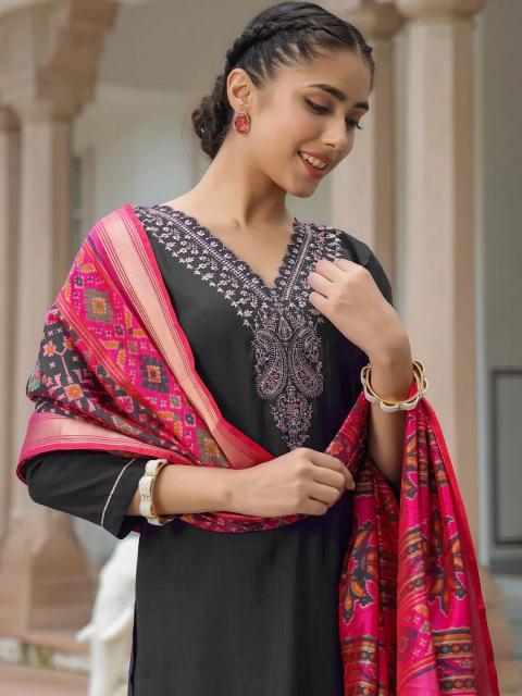 Felocity Sindoor catalog kurti manufacturing industry in jaipur