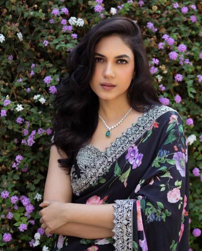 Dazira Bt 427 catalog company saree sale price in surat