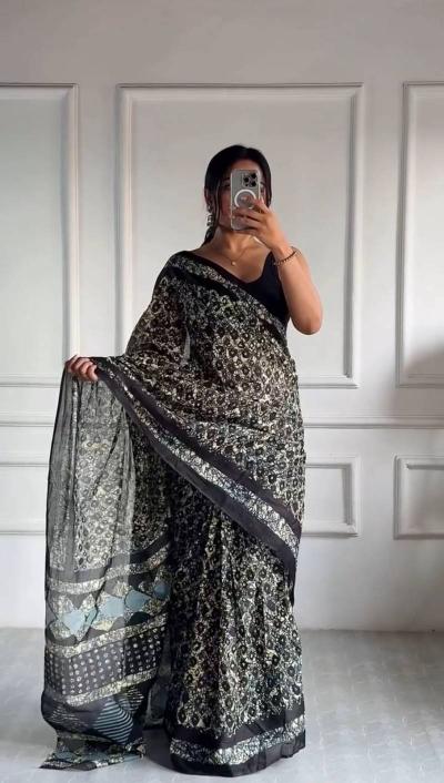 Dazira Scdf Selfie catalog wholesale designer saree surat
