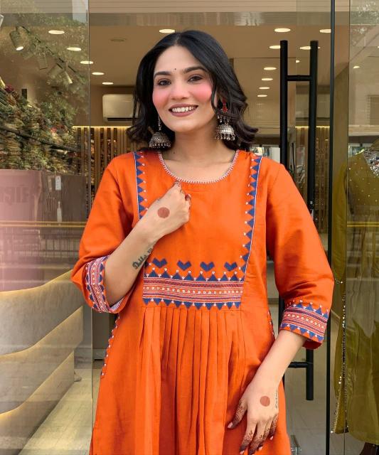 Felocity cotton slub catalog indian orange kurti pants