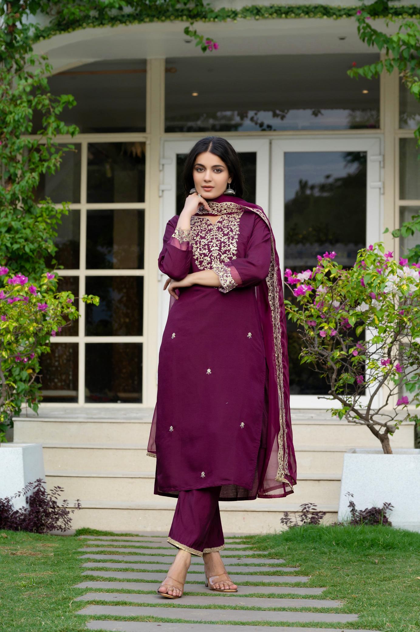 Felocity Heavy Roman Silk catalog kurti manufacturers in india