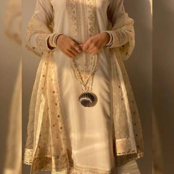 Felocity Yd 030 catalog white cotton kurtis online india