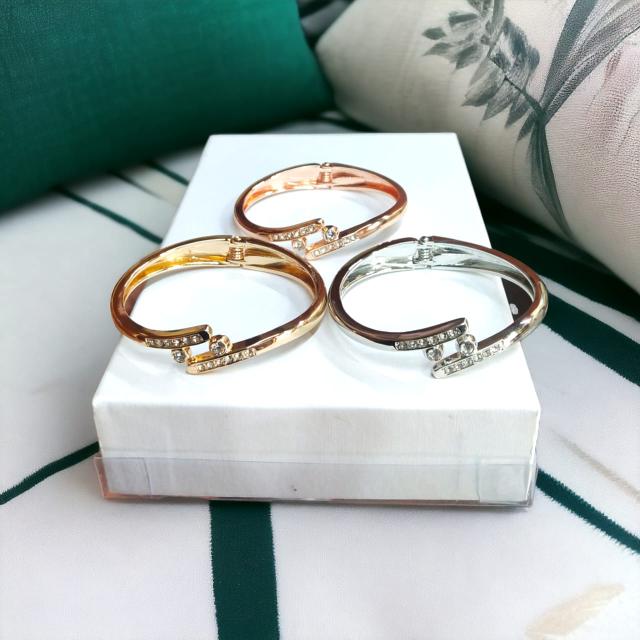 Sabella Premium Bracelet with Ring D 104 artificial trending jewellery makers wholesale
