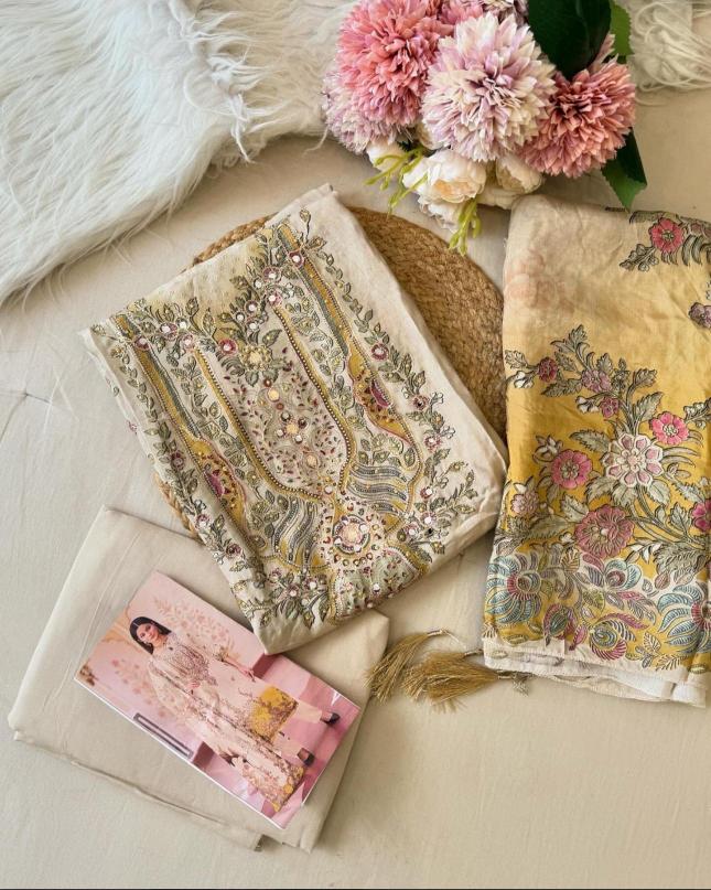 Shree Fabs KT 137 Catalog pakistani beautiful suit