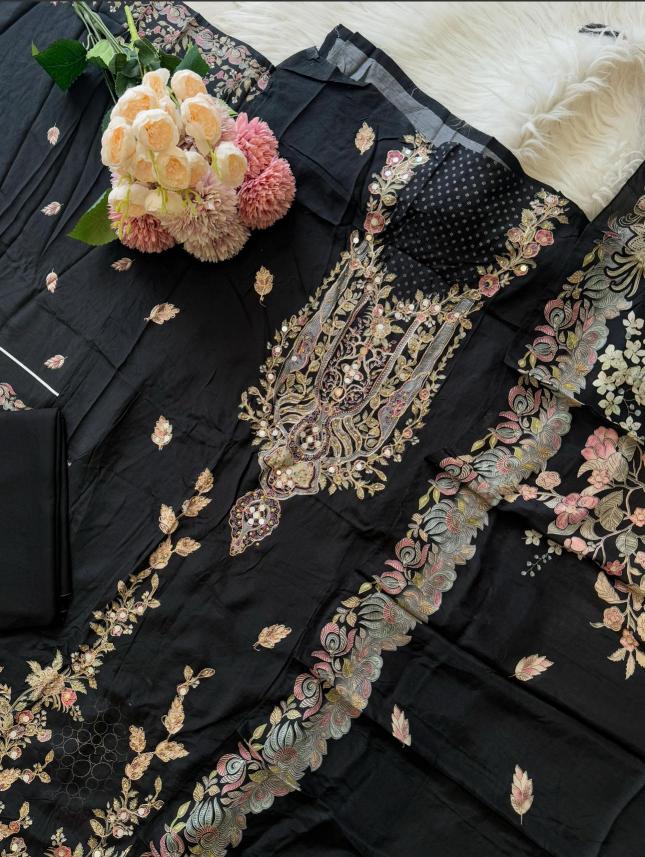 Shree Fabs KT 137 Catalog pakistani beautiful suit