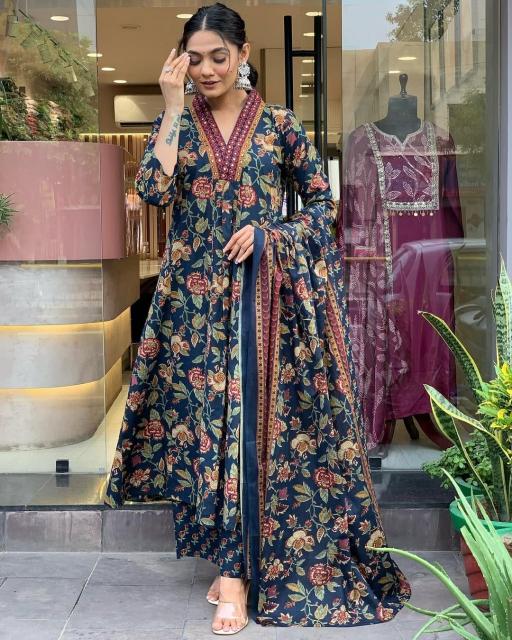 Felocity Mumtaz catalog traditional kurti wedding clothes india
