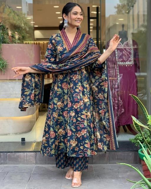 Felocity Mumtaz catalog traditional kurti wedding clothes india