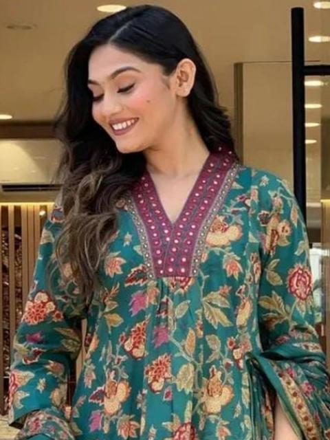 Felocity Mumtaz catalog traditional kurti wedding clothes india