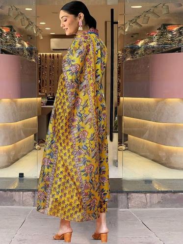 Felocity Mumtaz catalog traditional kurti wedding clothes india