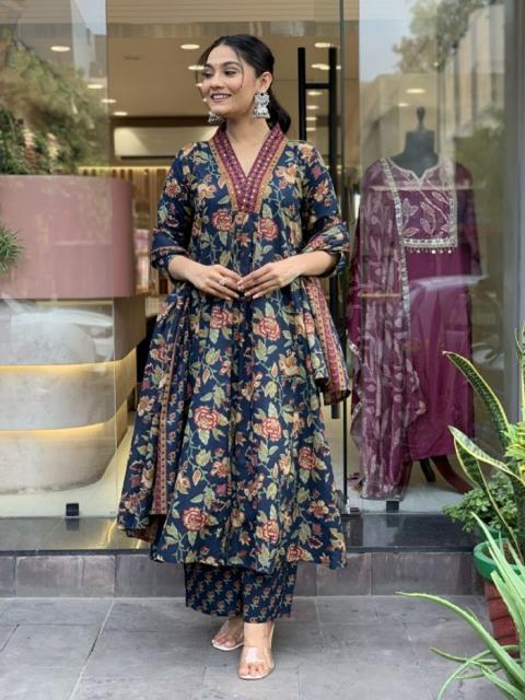 Felocity Mumtaz catalog traditional kurti wedding clothes india