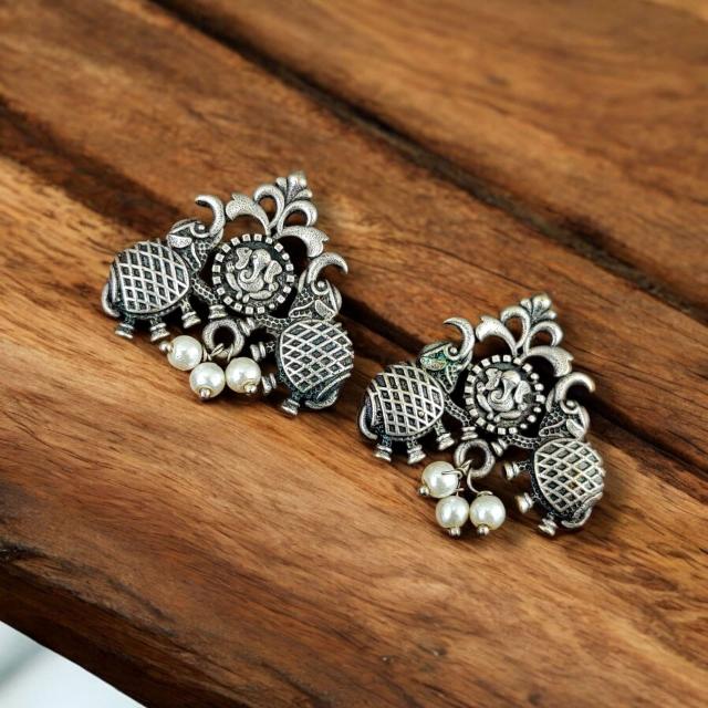 Juri craft Lunches D 50 artificial jewellery wholesalers in mumbai