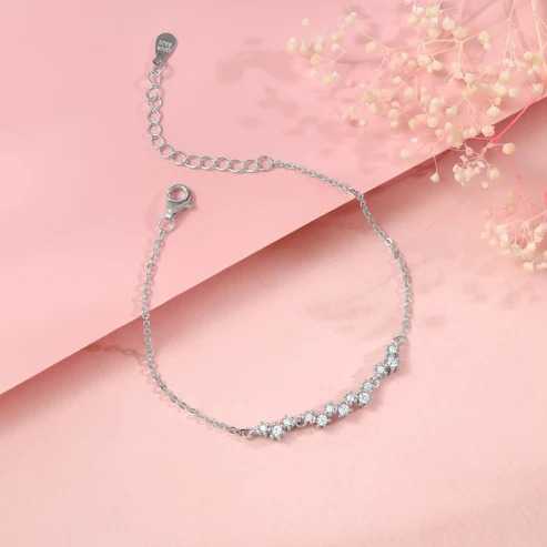 Nitya Silver Beautiful Glittering Bracelet