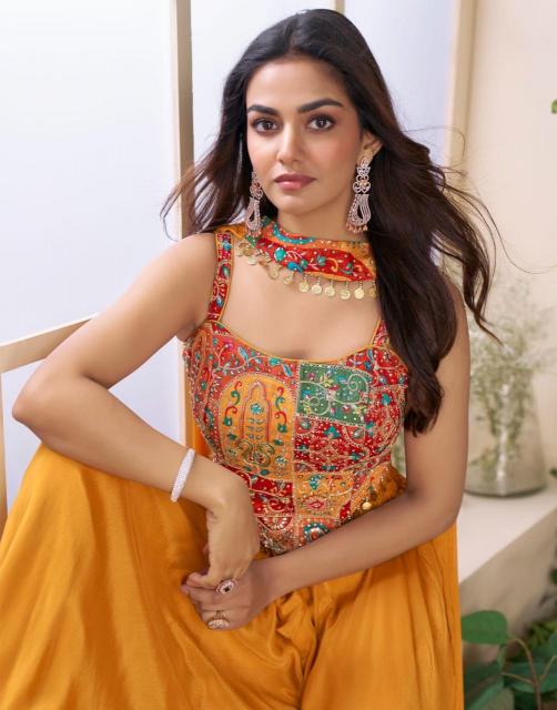 Sayuri Moon catalog Designer Indo Western