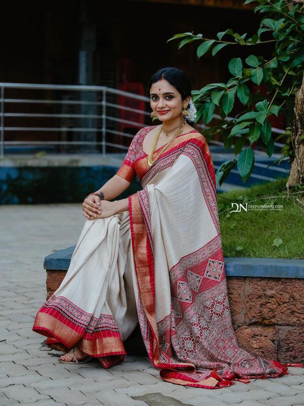 Dazira Ajrakh Gold vol 4 catalog south india fashion pattu sarees