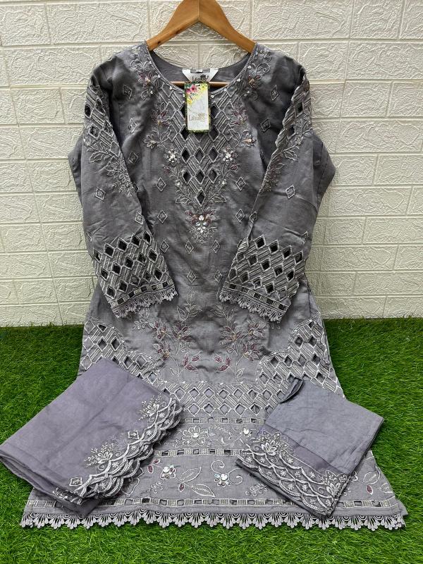 Laxuria Trendz 1534 catalog pakistani replica suits wholesale