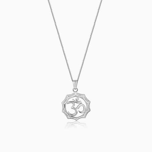 Nitya Silver Graceful Om Pendant With Box Chain For Him