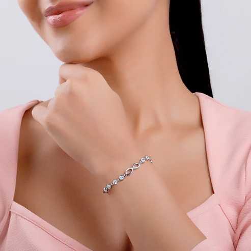 Nitya Silver Infinity Linked Bracelet