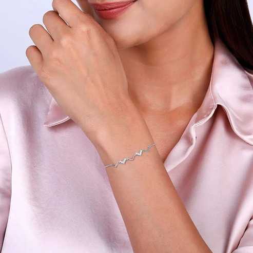 Nitya Silver Meandering Bracelet