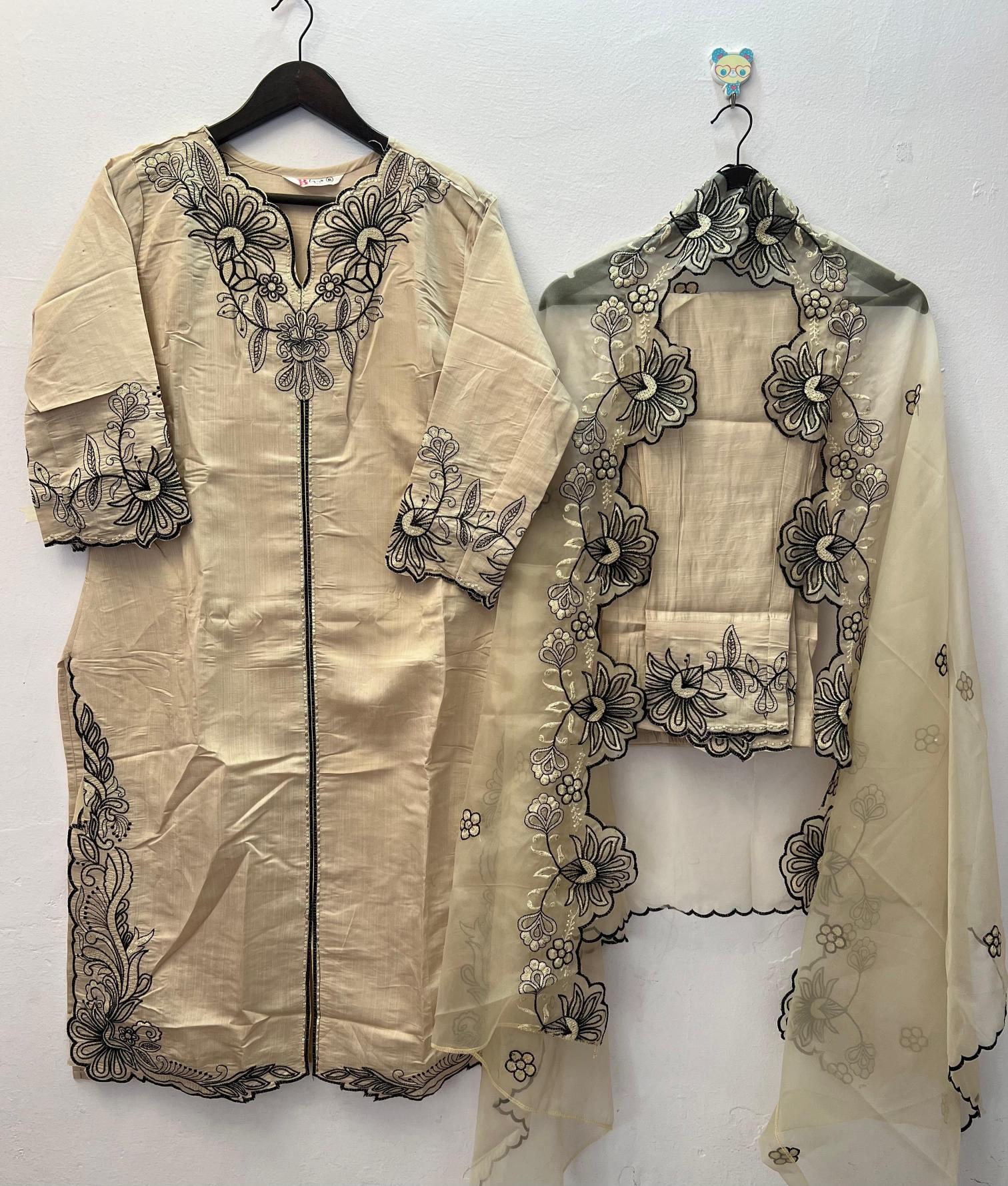 Bilqis B 202 A TO D catalog pakistani suits wholesale dealers in delhi