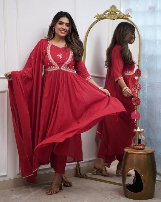 Felocity Akshita catalog buy kurtis online from surat