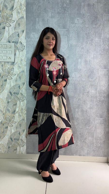 Felocity Berlin catalog buy pakistani kurti online india