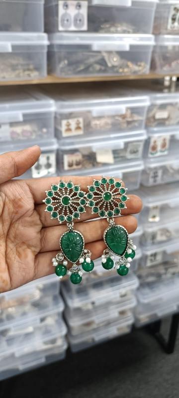 Juri craft Lunches D 178 fantasy jewelry wholesale