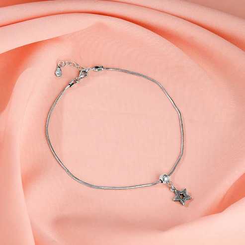 Nitya Silver Classic Star Anklet