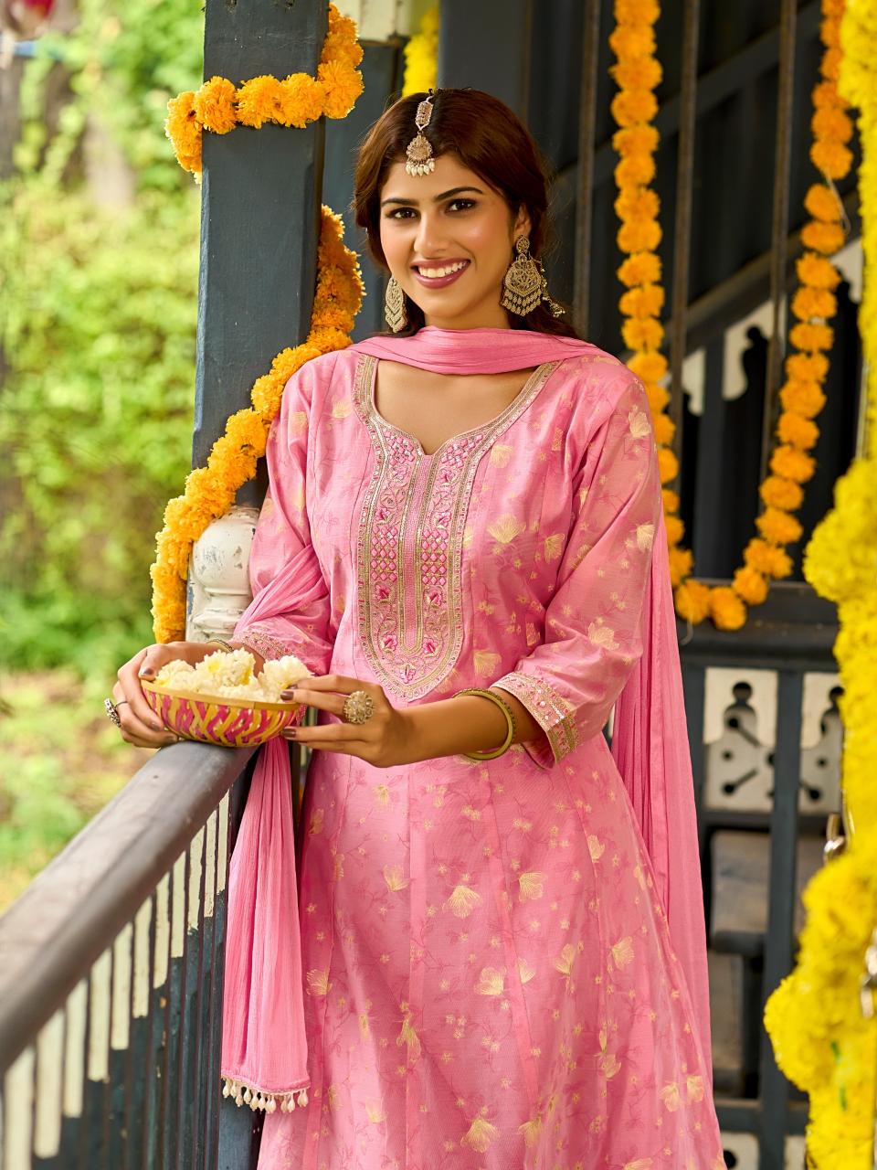 Aanchi Jigisha catalog avaasa brand kurtis wholesale