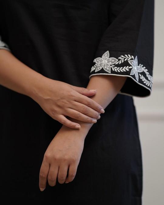 Felocity Cotton vol 13 catalog wholesale kurtis in lahore