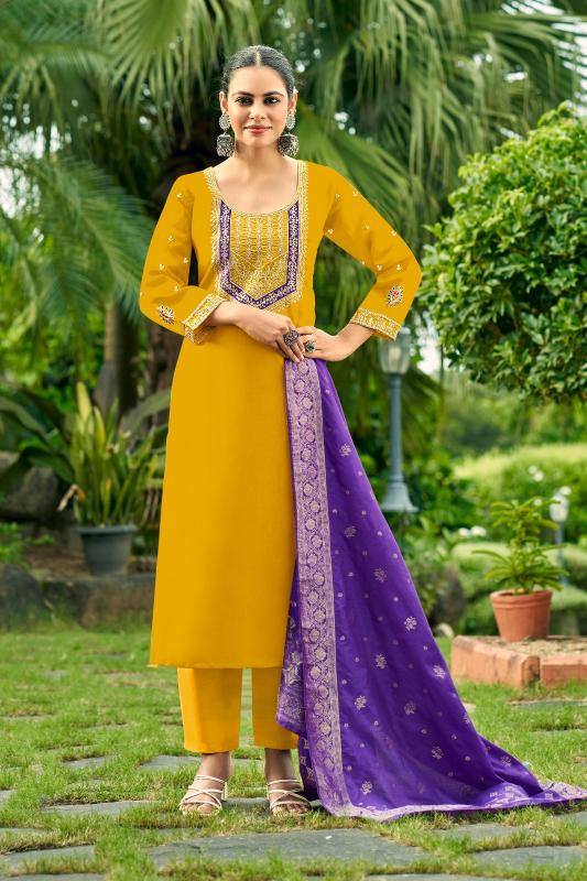 Felocity Saliv catalog wholesale kurtis in faisalabad