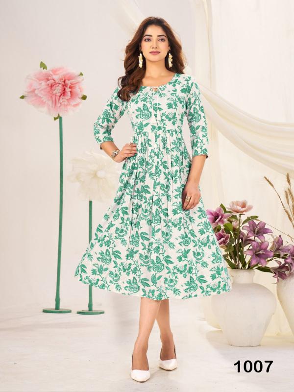 Blue Hills Classmate catalog wholesale kurtis wholesaler in bang