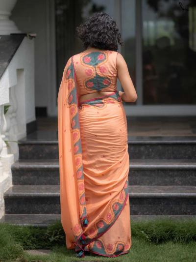 Dazira W - 351 catalog women in sarees rural india
