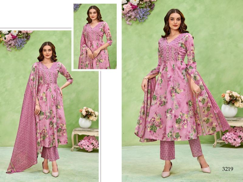 Ladies Flavour 3218 to 3219 catalog kurtis wholesale in jaipur