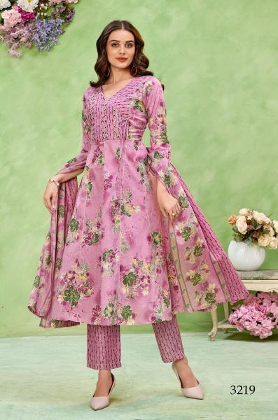 Ladies Flavour 3218 to 3219 catalog kurtis wholesale in jaipur