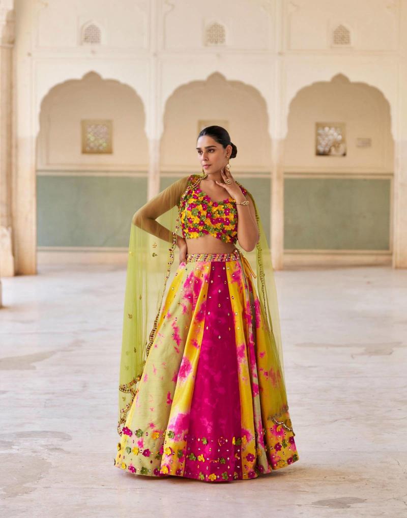 Sayuri Qayaamat catalog lehenga choli online india shopping