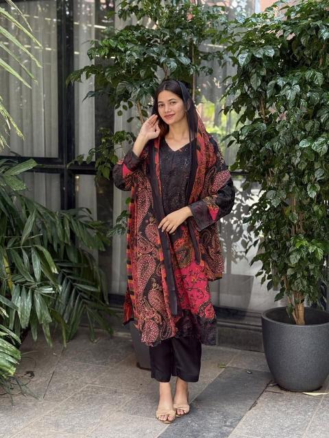 Aasha 1142 catalog pakistani suits wholesale uk