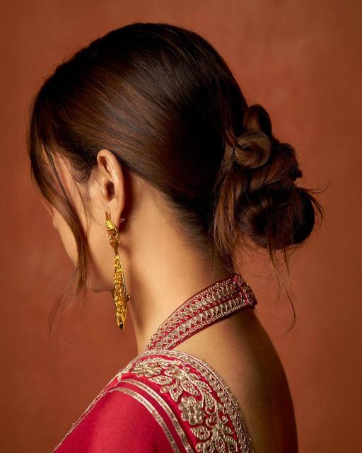 D 6040 Sarees e commerce product