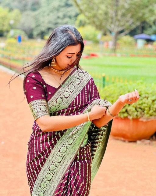 Dazira SF 752 vol 2 catalog online saree business dealers in surat