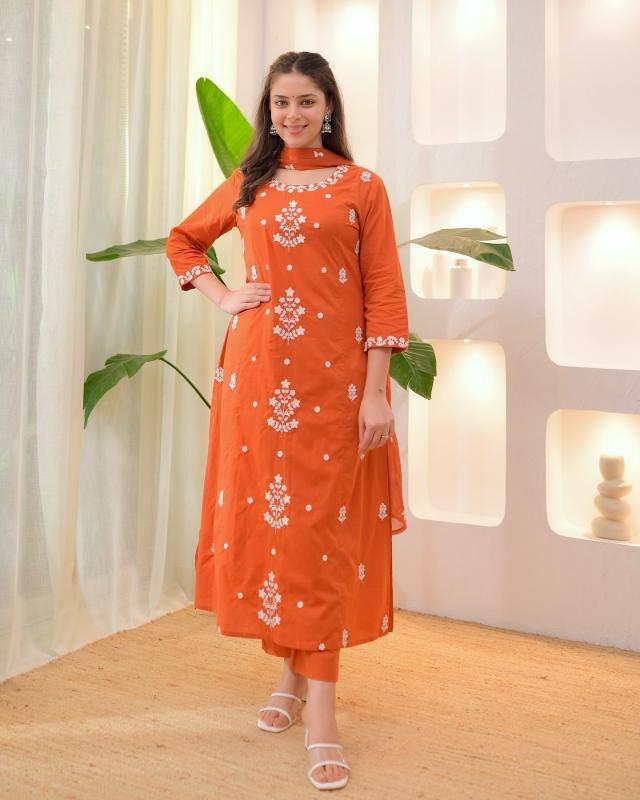 Diyara 0.1 kurti e commerce product