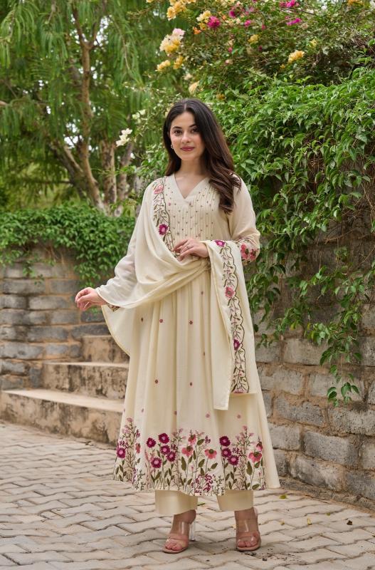 Felocity Aarisha catalog wholesale kurti market in kolkata