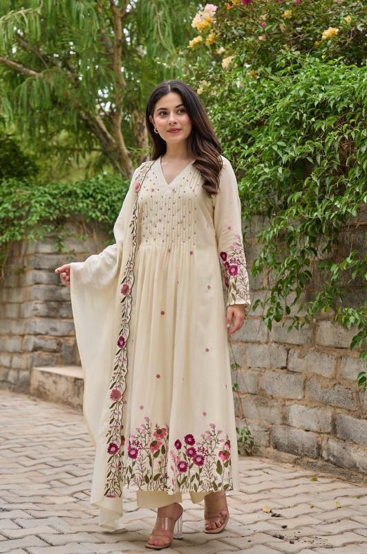 Felocity Aarisha catalog wholesale kurti market in kolkata