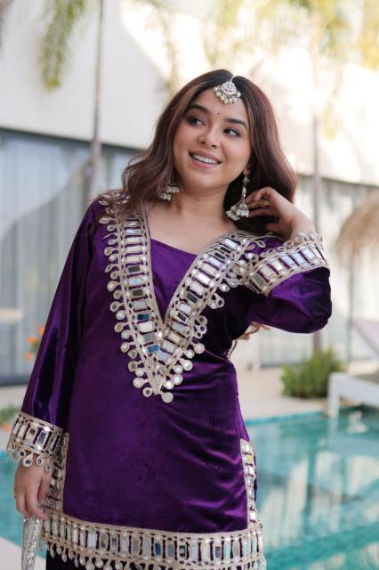 Felocity LW 9307 catalog mirror work kurtis wholesale