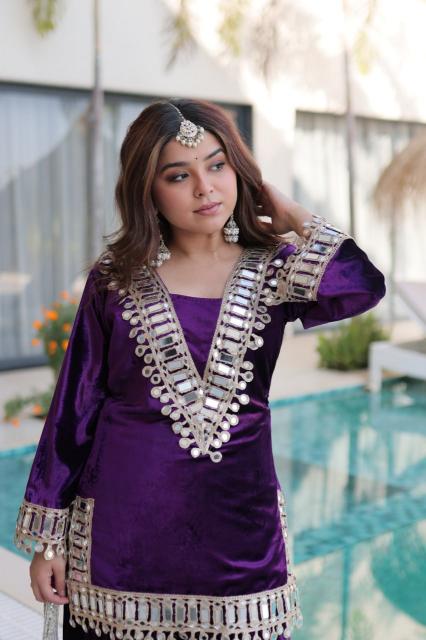 Felocity LW 9307 catalog mirror work kurtis wholesale