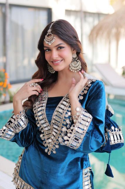 Felocity LW 9307 catalog mirror work kurtis wholesale